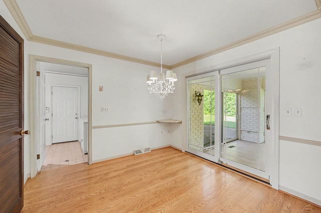 5054 Kings Gate Way, Bloomfield Hills, MI 48302