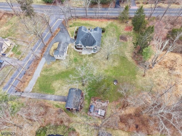 1 Old Mill Rd, Chester Twp., NJ 07930