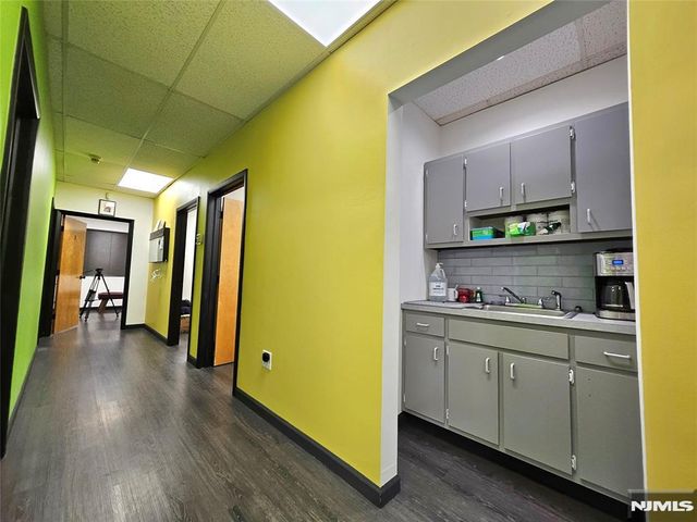 842 Clifton Avenue 6, Clifton, NJ 07013