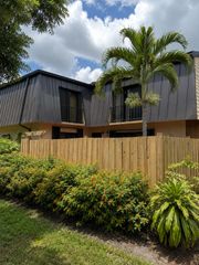 2457 Waterside Drive, Lake Worth, FL 33461