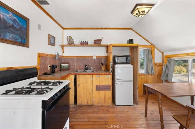 844 Tulip Lane, Big Bear Lake, CA 92315