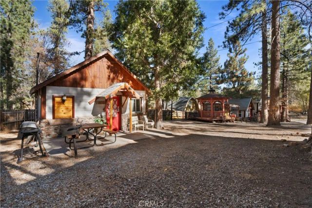 844 Tulip Lane, Big Bear Lake, CA 92315
