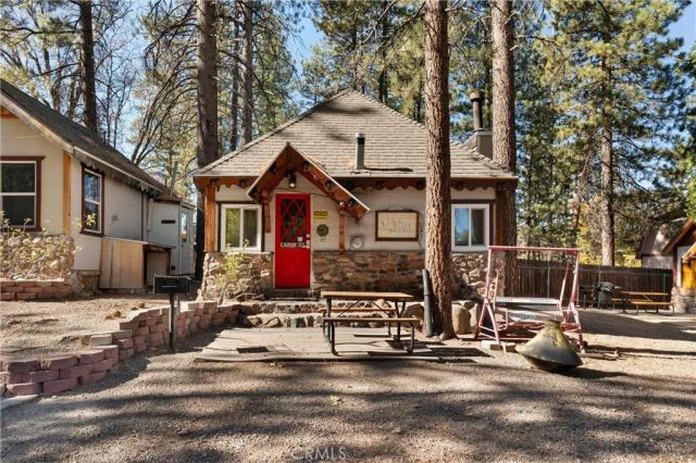 844 Tulip Lane, Big Bear Lake, CA 92315