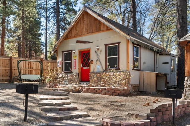 844 Tulip Lane, Big Bear Lake, CA 92315