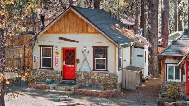 844 Tulip Lane, Big Bear Lake, CA 92315