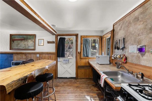 844 Tulip Lane, Big Bear Lake, CA 92315