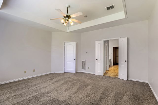 2066 Fair Oaks Circle, Corinth, TX 76210