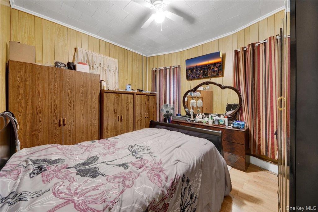 681 E 243rd Street, Bronx, NY 10470 — photo 5