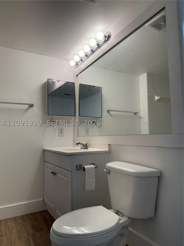 9650 NW 2nd St 4-205, Pembroke Pines, FL 33024