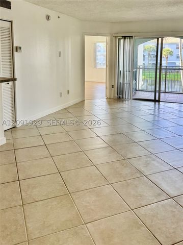 9650 NW 2nd St 4-205, Pembroke Pines, FL 33024