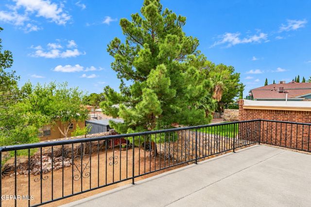 1377 VISTA GRANADA Drive, El Paso, TX 79936