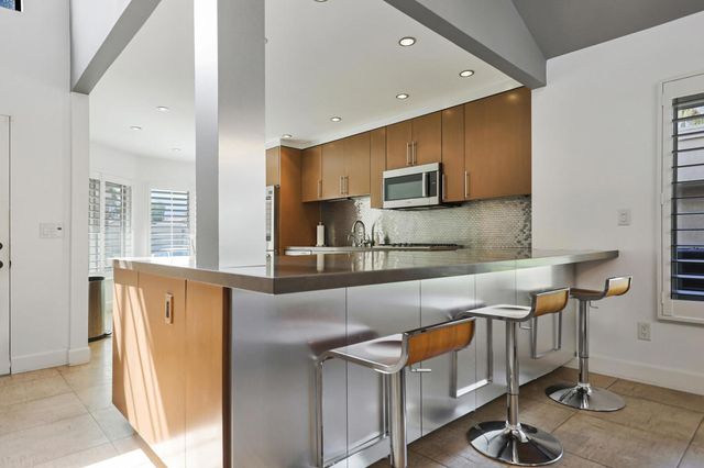 41733 Aventine Court, Palm Desert, CA 92260