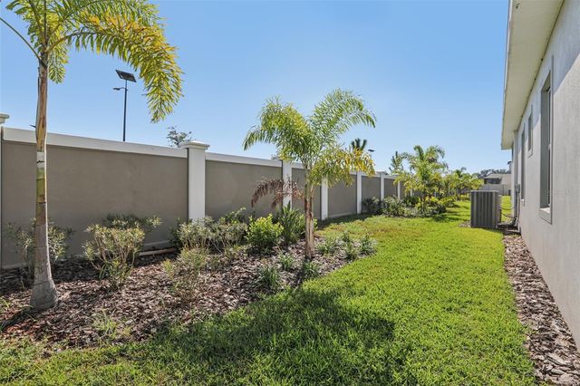 10707 TORCHWOOD SEA WAY, San Antonio, FL 33576