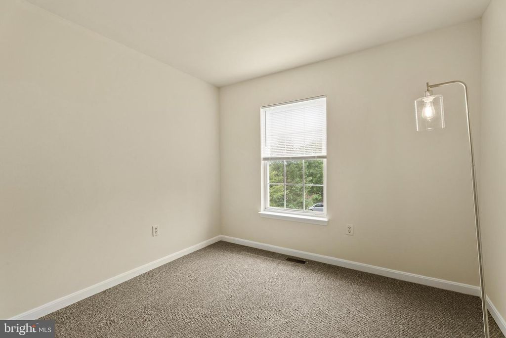 Image 18 of property listing at 1709 WOODRUFF WAY, Frederick, MD 21701