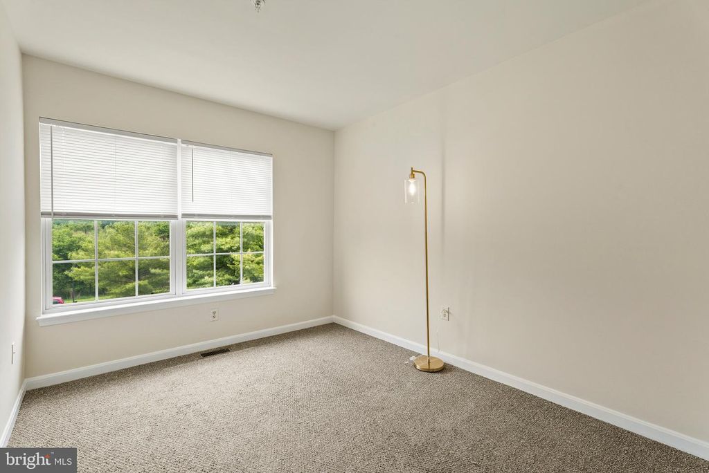 Image 19 of property listing at 1709 WOODRUFF WAY, Frederick, MD 21701