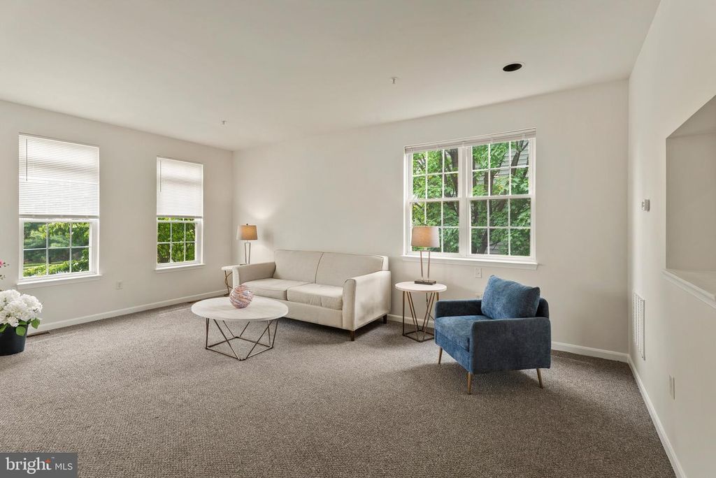 Image 5 of property listing at 1709 WOODRUFF WAY, Frederick, MD 21701