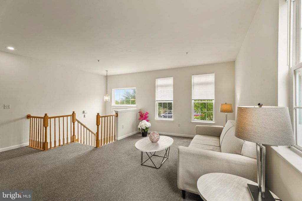 Image 6 of property listing at 1709 WOODRUFF WAY, Frederick, MD 21701