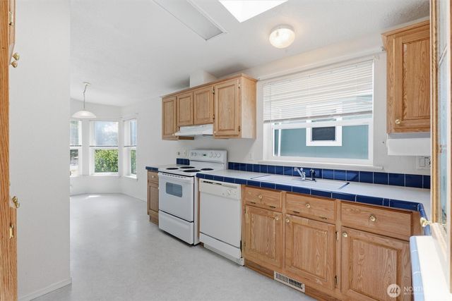 627 Andrew Drive, Burlington, WA 98233
