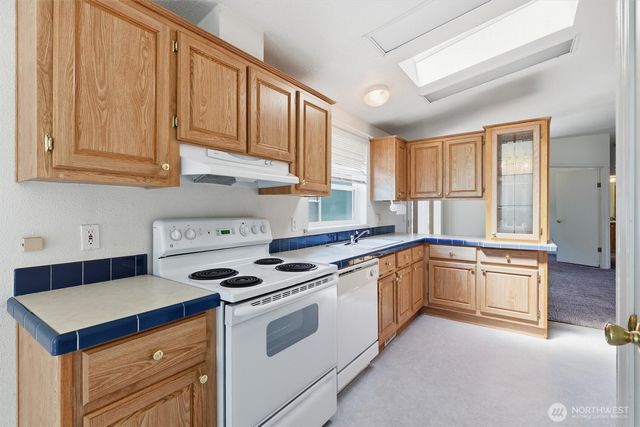 627 Andrew Drive, Burlington, WA 98233