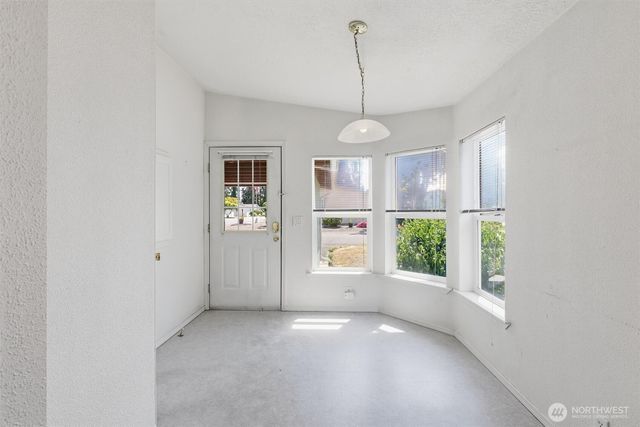 627 Andrew Drive, Burlington, WA 98233