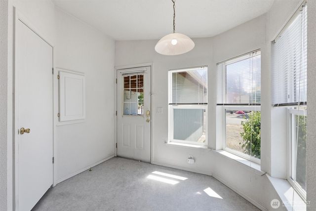 627 Andrew Drive, Burlington, WA 98233