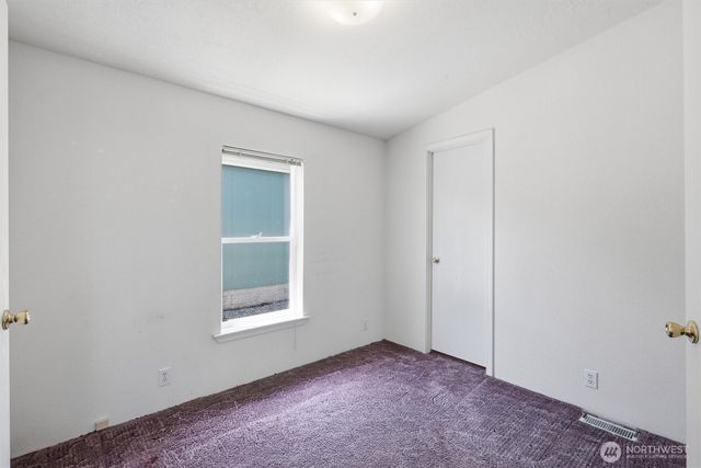 627 Andrew Drive, Burlington, WA 98233