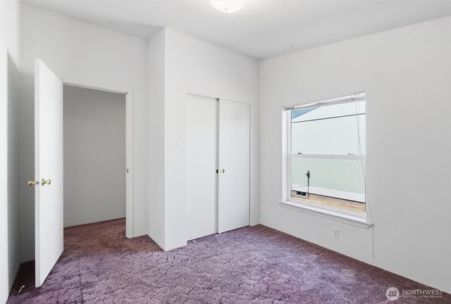 627 Andrew Drive, Burlington, WA 98233