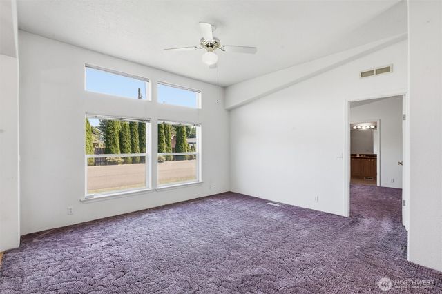 627 Andrew Drive, Burlington, WA 98233