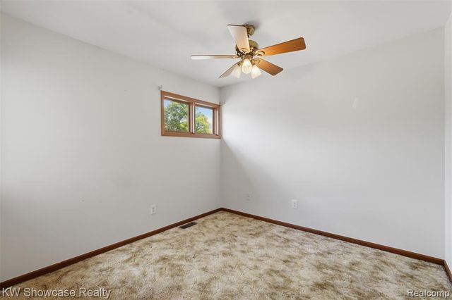 42289 Saratoga Circle 8, Canton, MI 48187