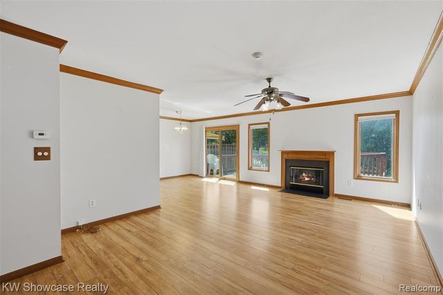 42289 Saratoga Circle 8, Canton, MI 48187