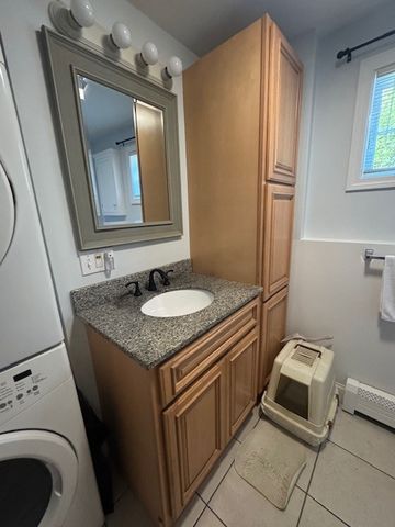 669 Metacom Avenue 17, Bristol, RI 02809