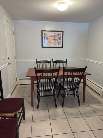 669 Metacom Avenue 17, Bristol, RI 02809