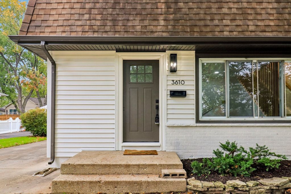 3610 Pheasant Drive, Rolling Meadows, IL 60008 — photo 2