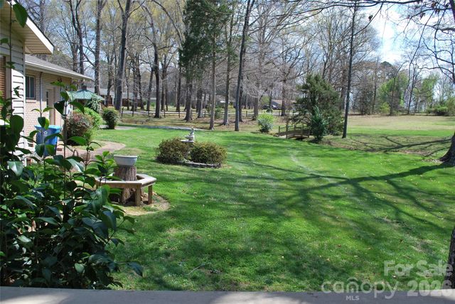 176 Midway Street, Cooleemee, NC 27014