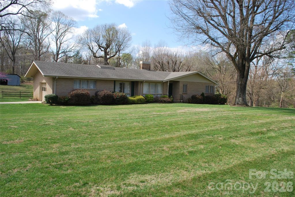 176 Midway Street, Cooleemee, NC 27014