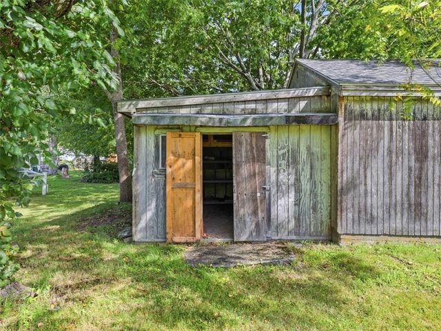 130 Winslow Avenue, Somerset, MA 02726