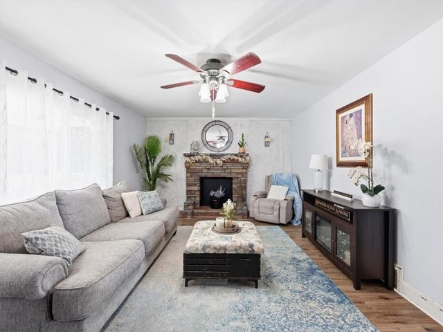 130 Winslow Avenue, Somerset, MA 02726