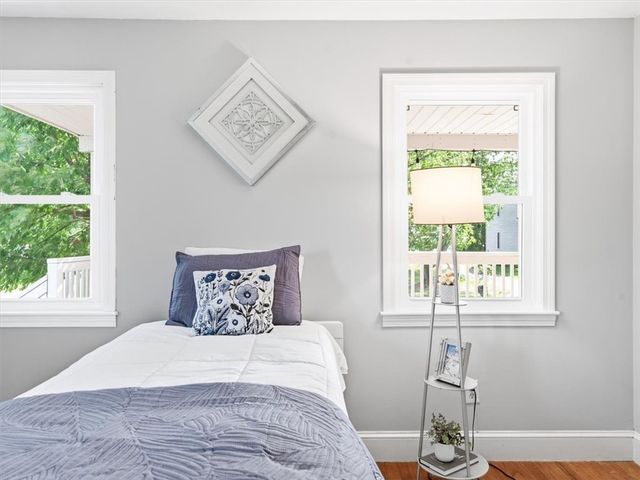 130 Winslow Avenue, Somerset, MA 02726