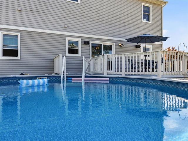 130 Winslow Avenue, Somerset, MA 02726