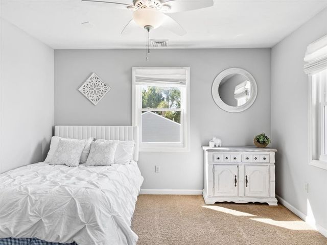 130 Winslow Avenue, Somerset, MA 02726