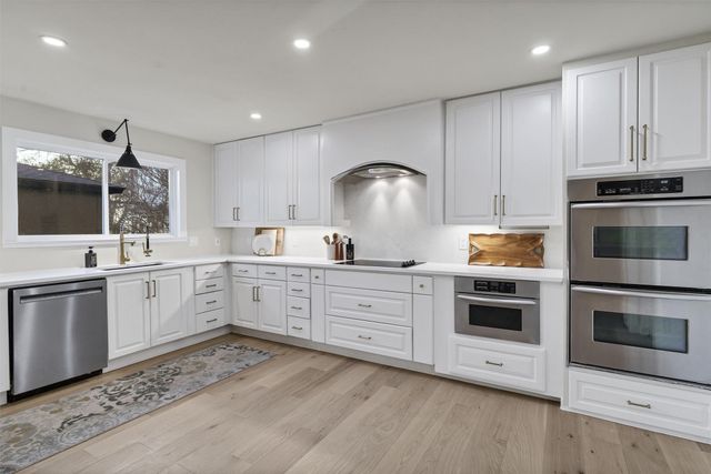 5300 Comanche Vista Trail, De Cordova, TX 76049