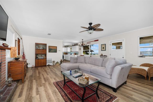 12525 NE 204TH TERRACE, Waldo, FL 32694