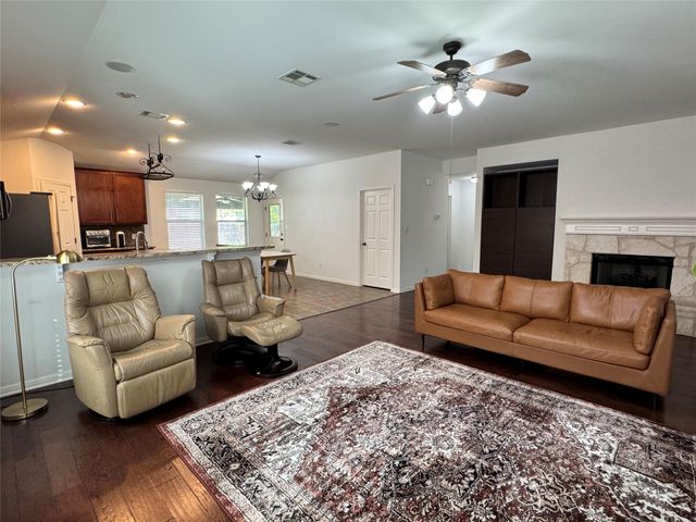 9608 Castle Pines DR, Austin, TX 78717