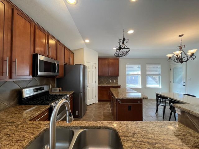 9608 Castle Pines DR, Austin, TX 78717