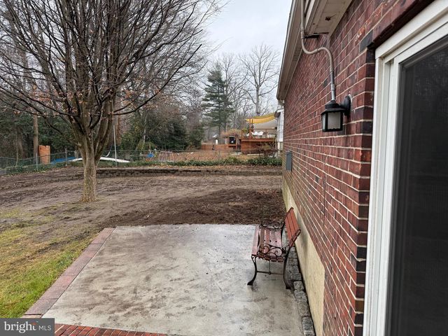 448 LAKE AVE, Pitman, NJ 08071