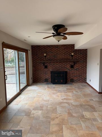 448 LAKE AVE, Pitman, NJ 08071