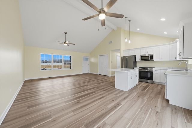 477 Emma Drive, Manteno, IL 60950