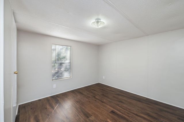 4451 Goldfinch Way, Crestview, FL 32539