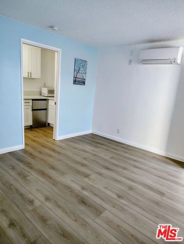 1217 S Orange Grove Avenue, Los Angeles, CA 90019