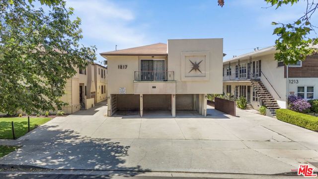 1217 S Orange Grove Avenue, Los Angeles, CA 90019